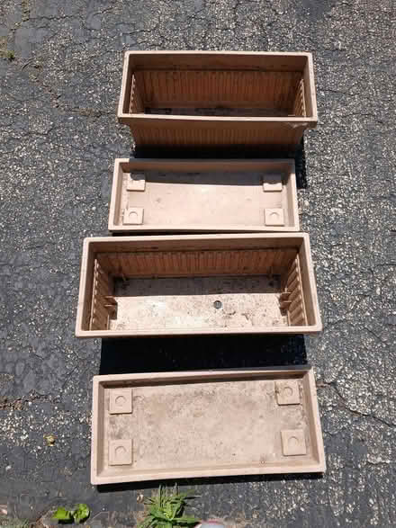 Photo of free planters (Woodridge-near 75th and Janes) #2