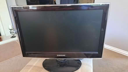 Photo of free 21" Samsung Tv (Littlehaven) #1