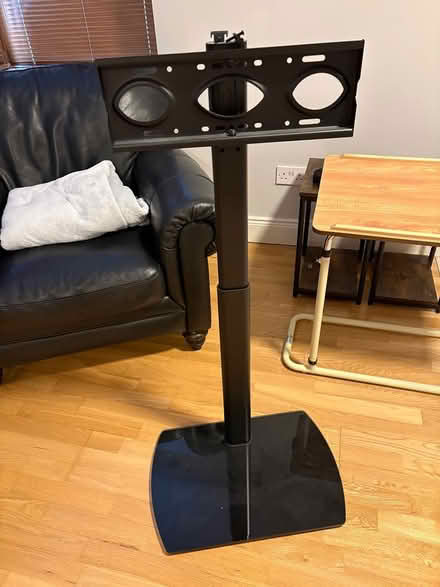 Photo of free TV Stand (Dunderrow) #1