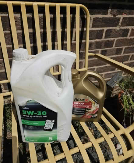 Photo of free Synthetic oil (BN7) #1