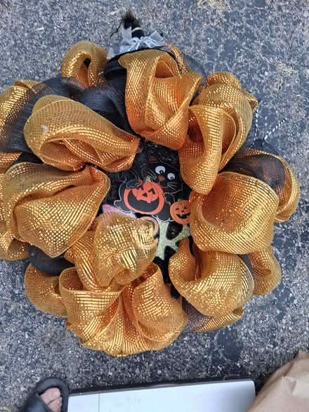 Photo of free Halloween wreath (Waterford) #1