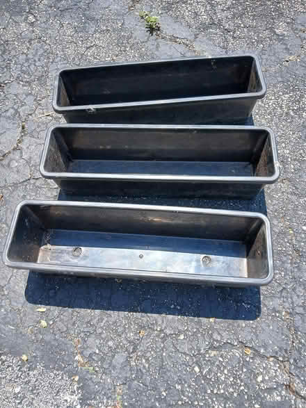 Photo of free planters (Woodridge-near 75th and Janes) #1