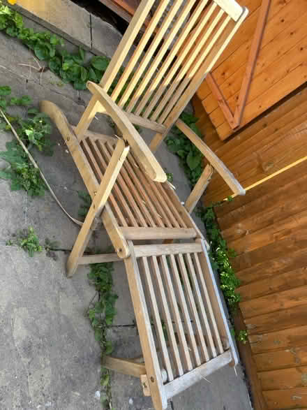 Photo of free sun lounger (W4 2BU) #1