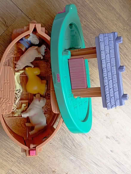Photo of free Fisher Price (Top Amersham HP6) #2