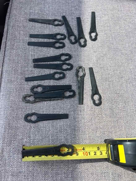 Photo of free Lawn mower blades (Leigh on sea SS9) #1