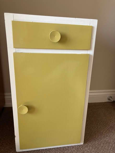 Photo of free Bedside cabinet. (Garsington OX44) #2