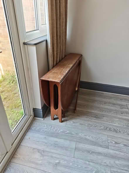 Photo of free Dining table with folding leaf (Harrow HA3) #1