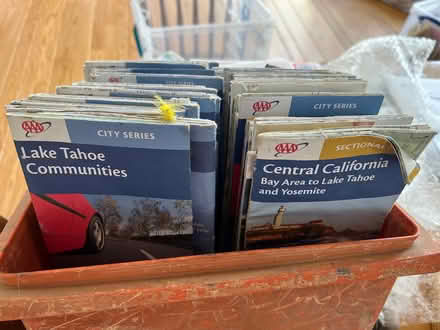Photo of free AAA Maps (Palo Alto, near Cal Ave) #1