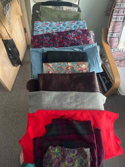 Photo of free Selection of fabric (Oxford (Risinghurst) OX3) #1