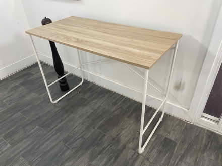 Photo of free Desk (Hackney E8) #1