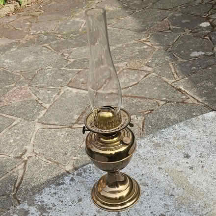 Photo of free Brass oil lamp (Elmstead BR7) #3