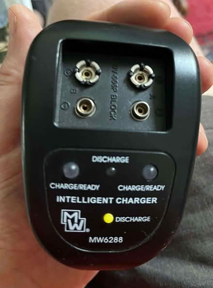 Photo of free PP3 battery charger (Kennington SW8) #1