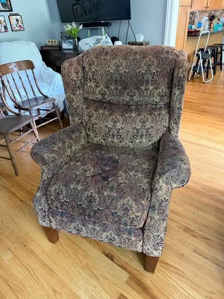Photo of free Two Lane Recliners (Havertown) #1