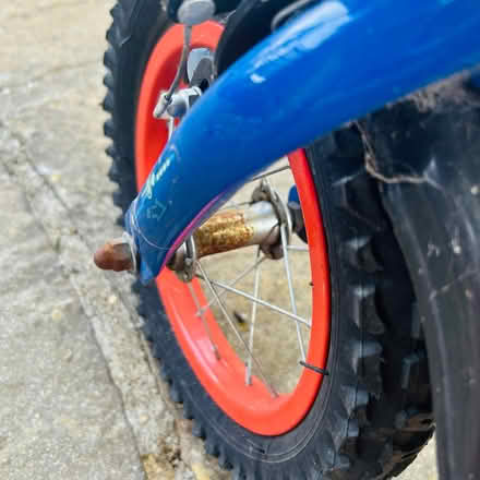 Photo of free Bicycle (Morden SM4) #4