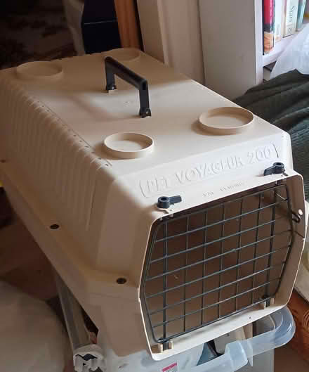 Photo of free Cat carry basket (Kidderminster DY11) #1