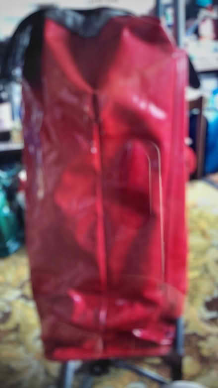 Photo of free Red shopping trillwywatwrproof (New haw KT15) #3