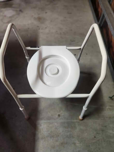 Photo of free Toilet seat for elderly people (Alfords point) #1