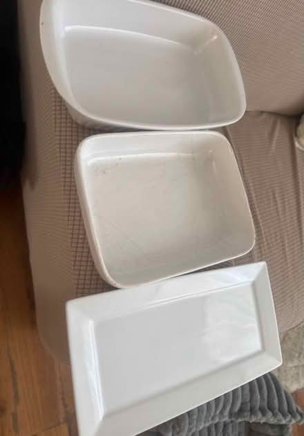 Photo of free Two Pyrex and one serving plate (West Ealing) #1