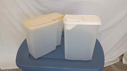 Photo of free Various kitchen items (Villages of Rolesville) #3