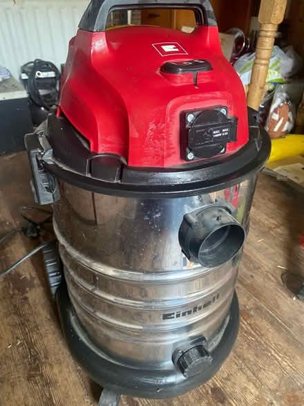 Photo of free Einhell vacuum cleaner (Englefield Green TW20) #2