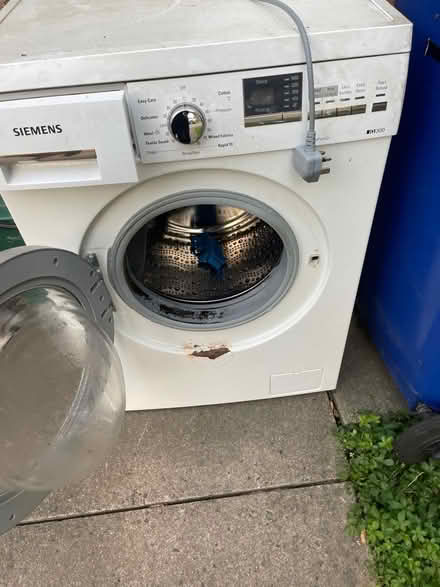 Photo of free Siemens washing machine (Mums RM18) #2