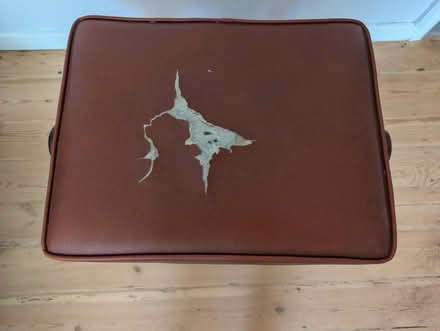 Photo of free Piano stool (BS7) #3