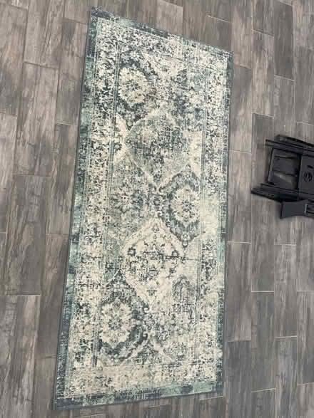 Photo of free Rug (Hackney E8) #1