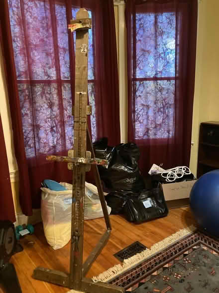 Photo of free Tall easel (Central Seattle) #1