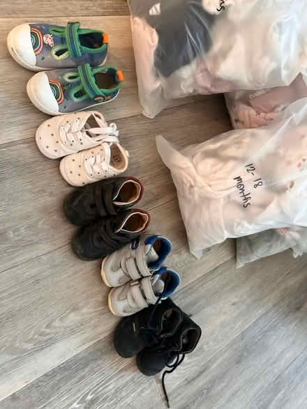 Photo of free Huge Bundle Baby Clothes and Shoes (SE5) #2