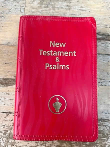 Photo of free New Testament and Psalms (Wainscott) #1