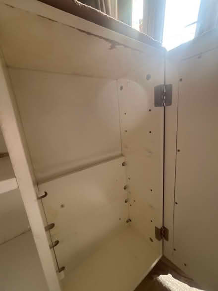 Photo of free Small white bathroom cabinet (Wimbledon SW19) #3