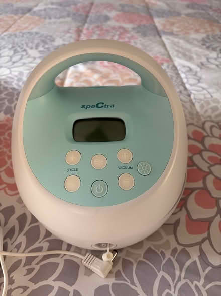 Photo of free Spectra Breast Pump (Farragut) #1