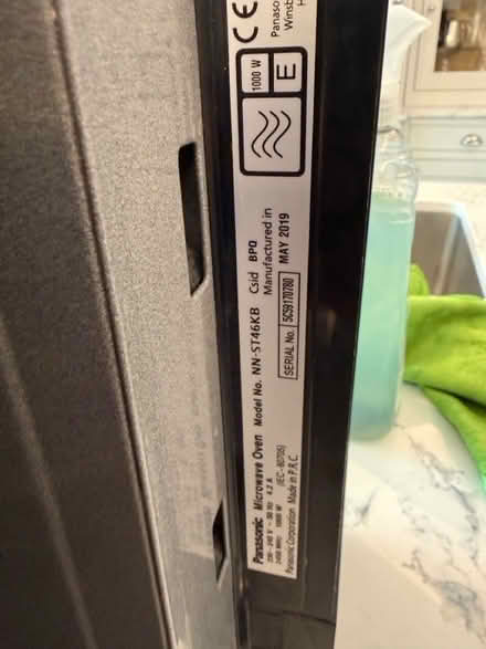 Photo of free Microwave (Cockfosters EN4) #3
