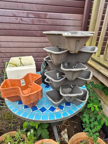 Photo of free 18 Stackable planters (Cheshunt EN8) #2