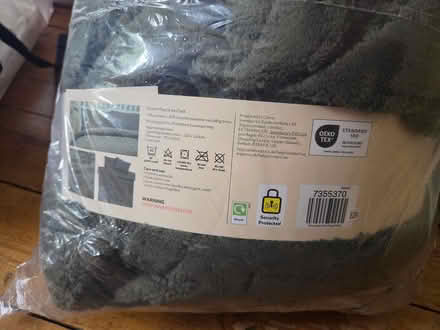 Photo of free Argos Super King Fleece Bed Set (Camberwell Green, SE5) #2