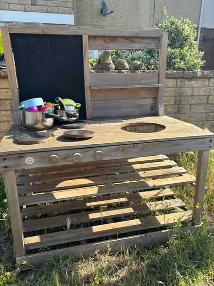 Photo of free Mud kitchen (OX4 3UB) #1