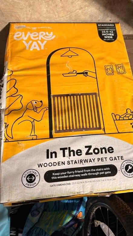 Photo of free Wooden pet gate (Clarendon metro,Arlington, VA) #1