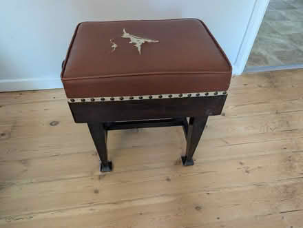 Photo of free Piano stool (BS7) #1