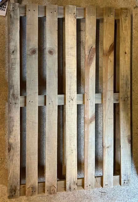 Photo of free 3 wooden pallets (Bicester OX26) #1