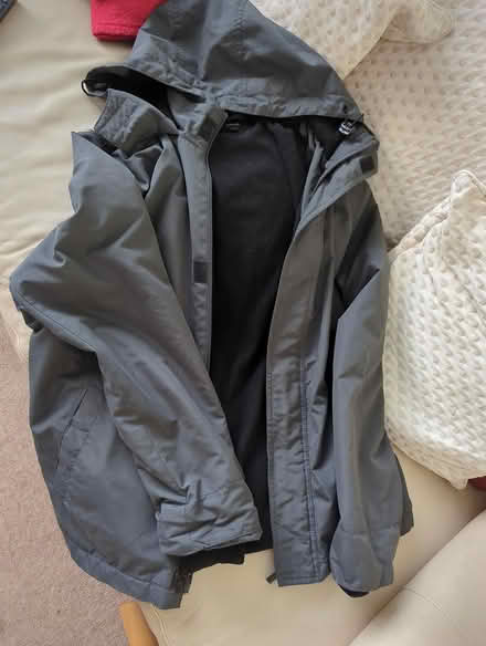 Photo of free Coat / Jacket (TN4) #1