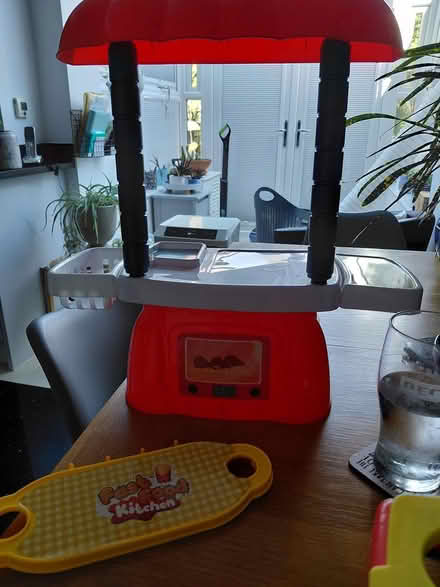 Photo of free Kids fast food kitchen (Fleetville AL4) #1