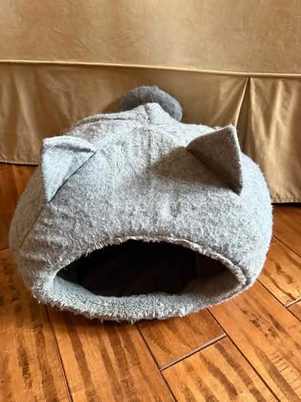 Photo of free Cat cave (Sunnyvale near Wolfe and Reed) #1