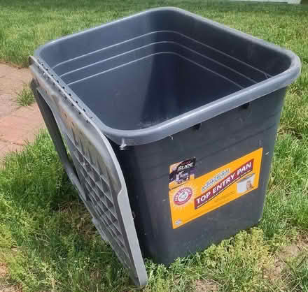Photo of free Deep litter box with lid (North Chelmsford) #2