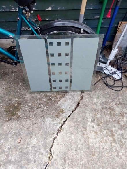 Photo of free Spash back for cooker (UB4 hayes) #1