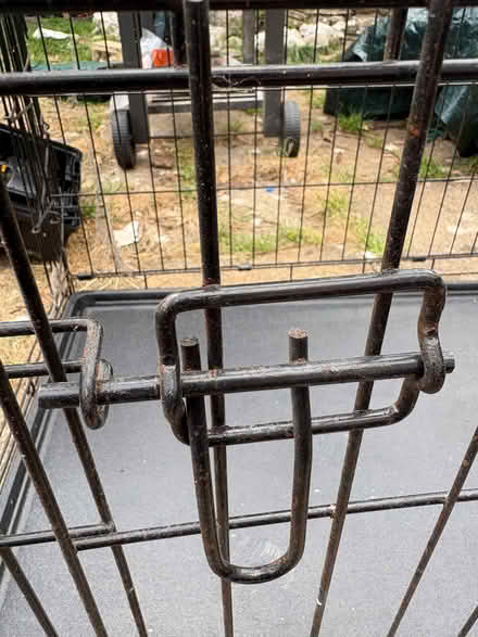 Photo of free Dog crate (Heysham LA3) #3