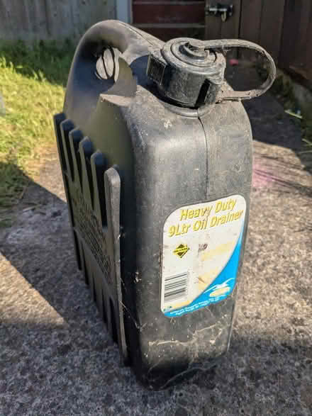 Photo of free Oil drainer (GL51) #1