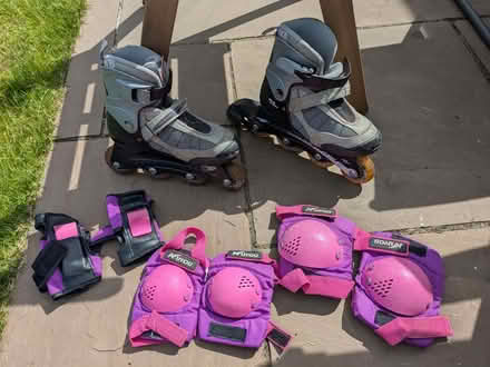 Photo of free Girls' in-line skates (Longton PR4) #1