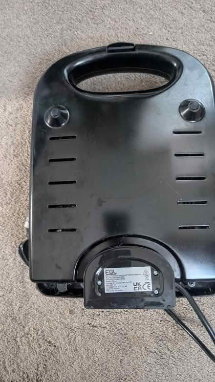 Photo of free Large Toastie maker (4 rounds) (Crownhill MK8) #4