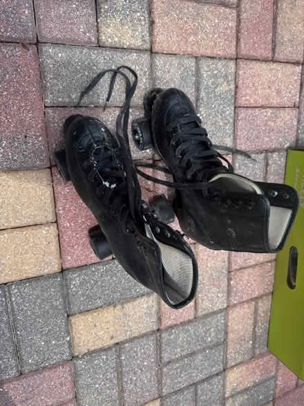 Photo of free Barely Used Skates (Gatlin & I-95) #1