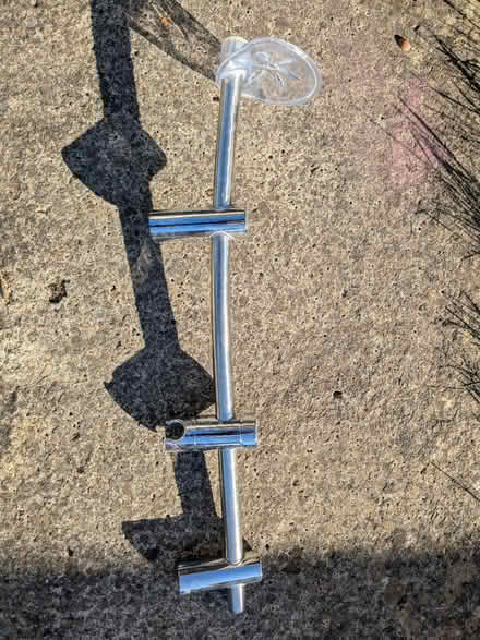 Photo of free Shower riser (GL51) #1